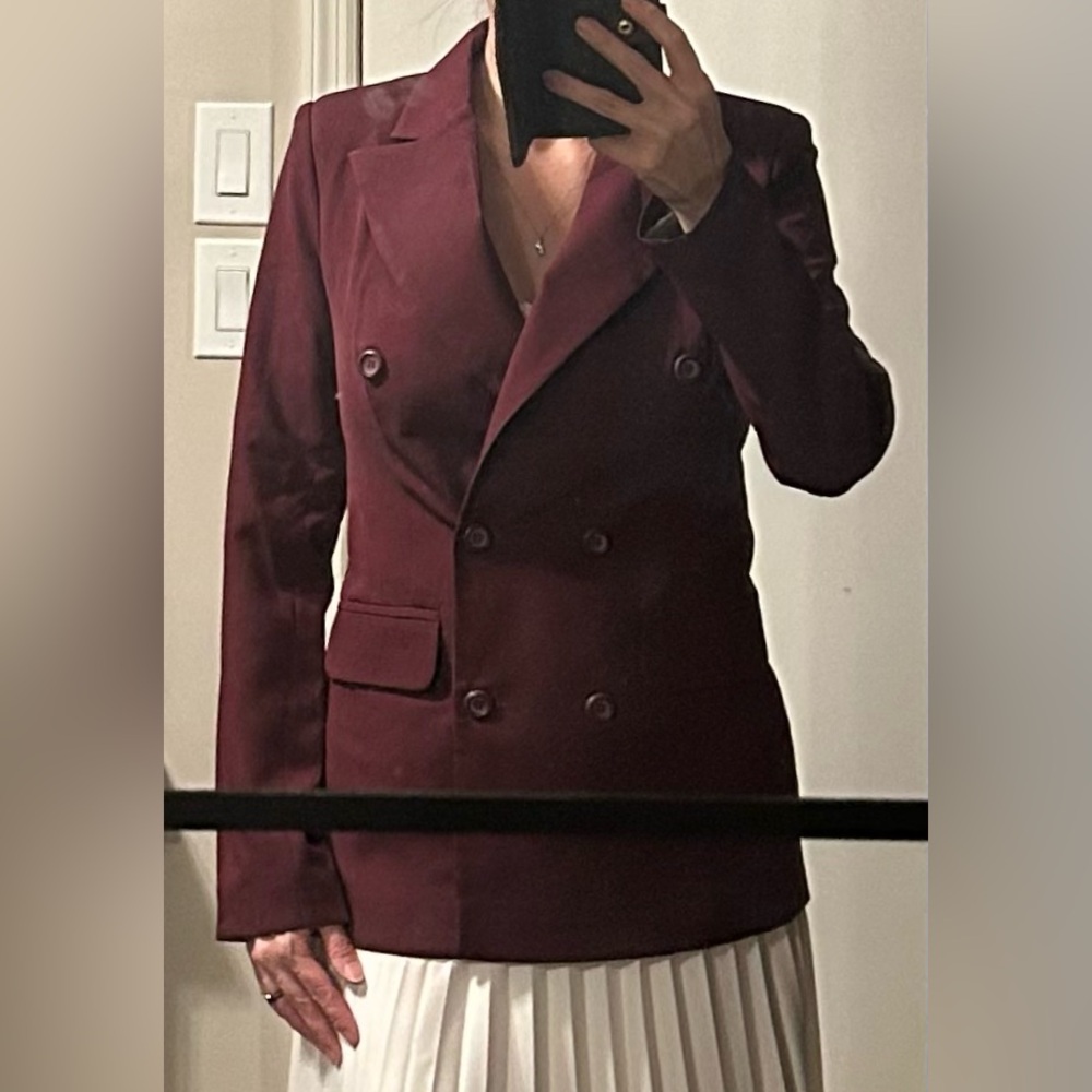 Mora Slim-Fit Double-Breasted Burgundy Blazer